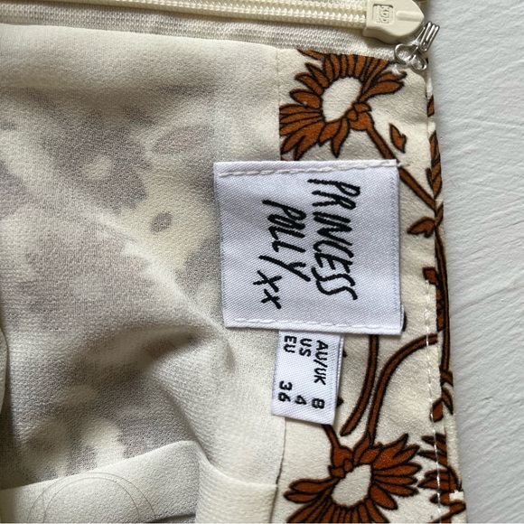 NWOT Princess Polly skirt - Picture 2 of 3